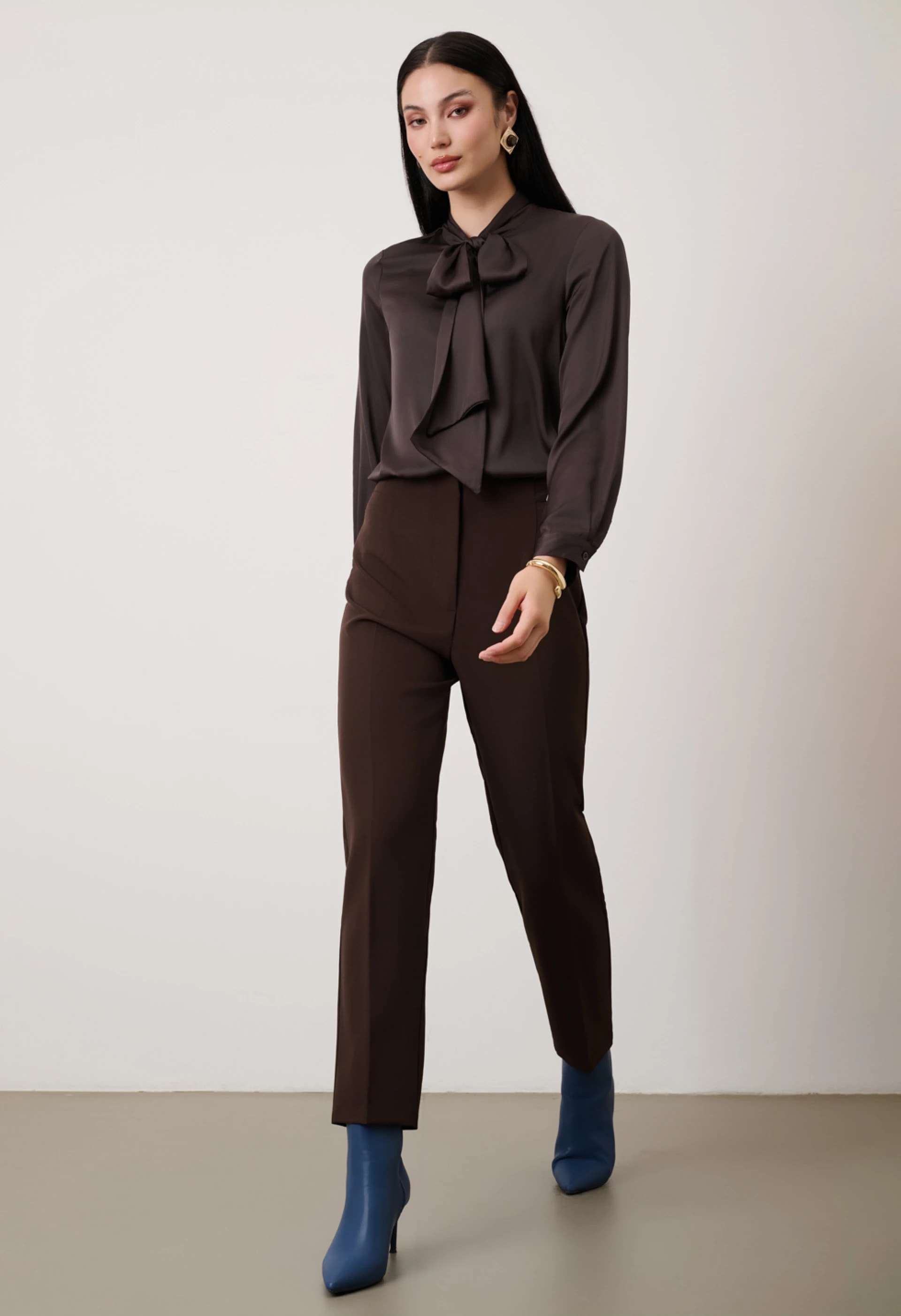 Ψηλόμεσο παντελόνι υφασμάτινο