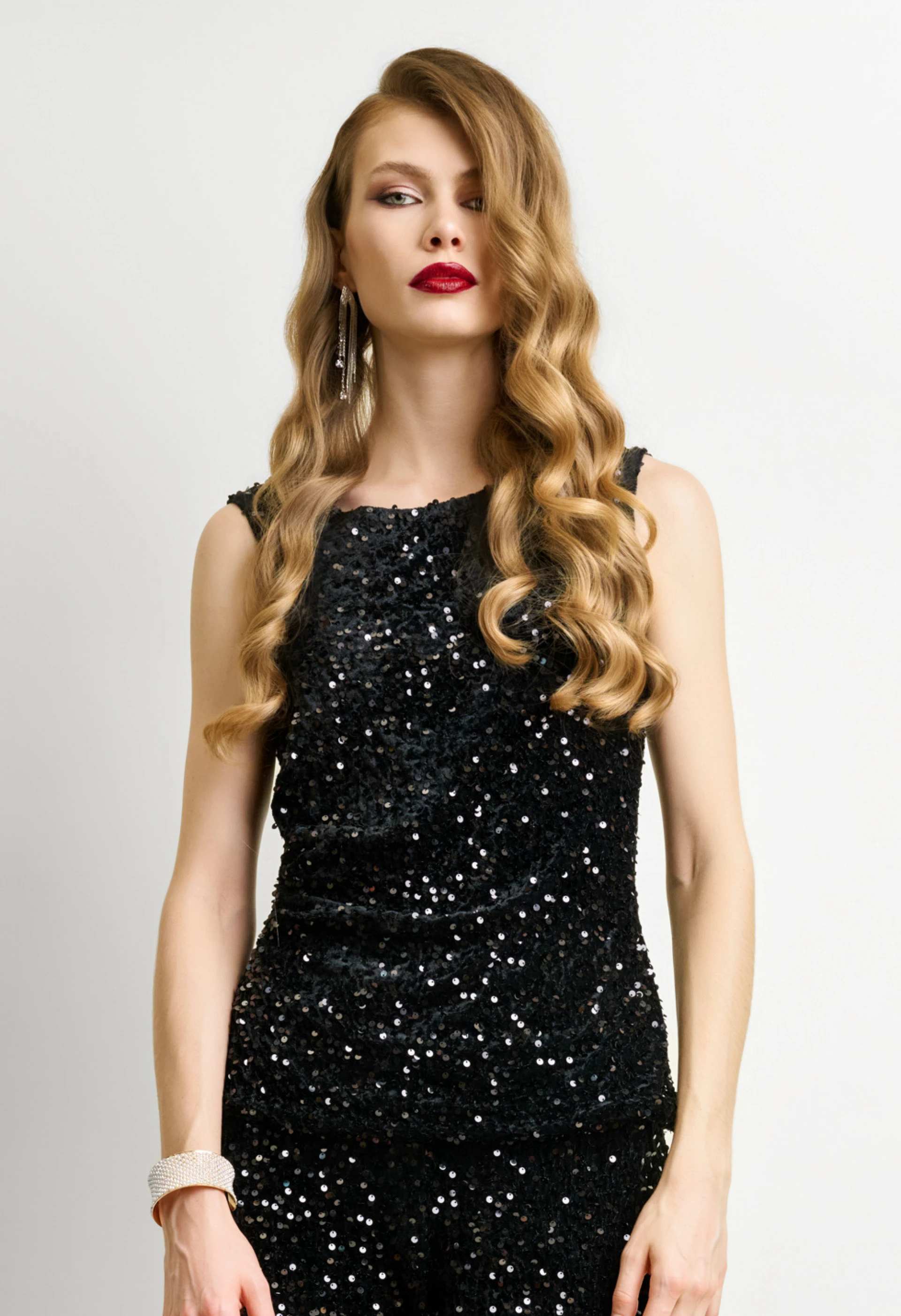 Μπλούζα με παγιέτες