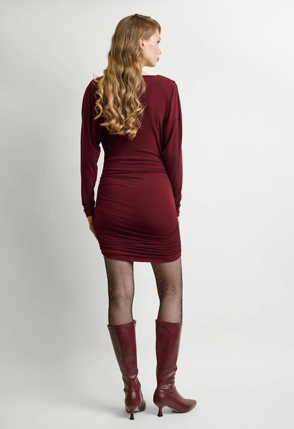 Mini φόρεμα με σούρες