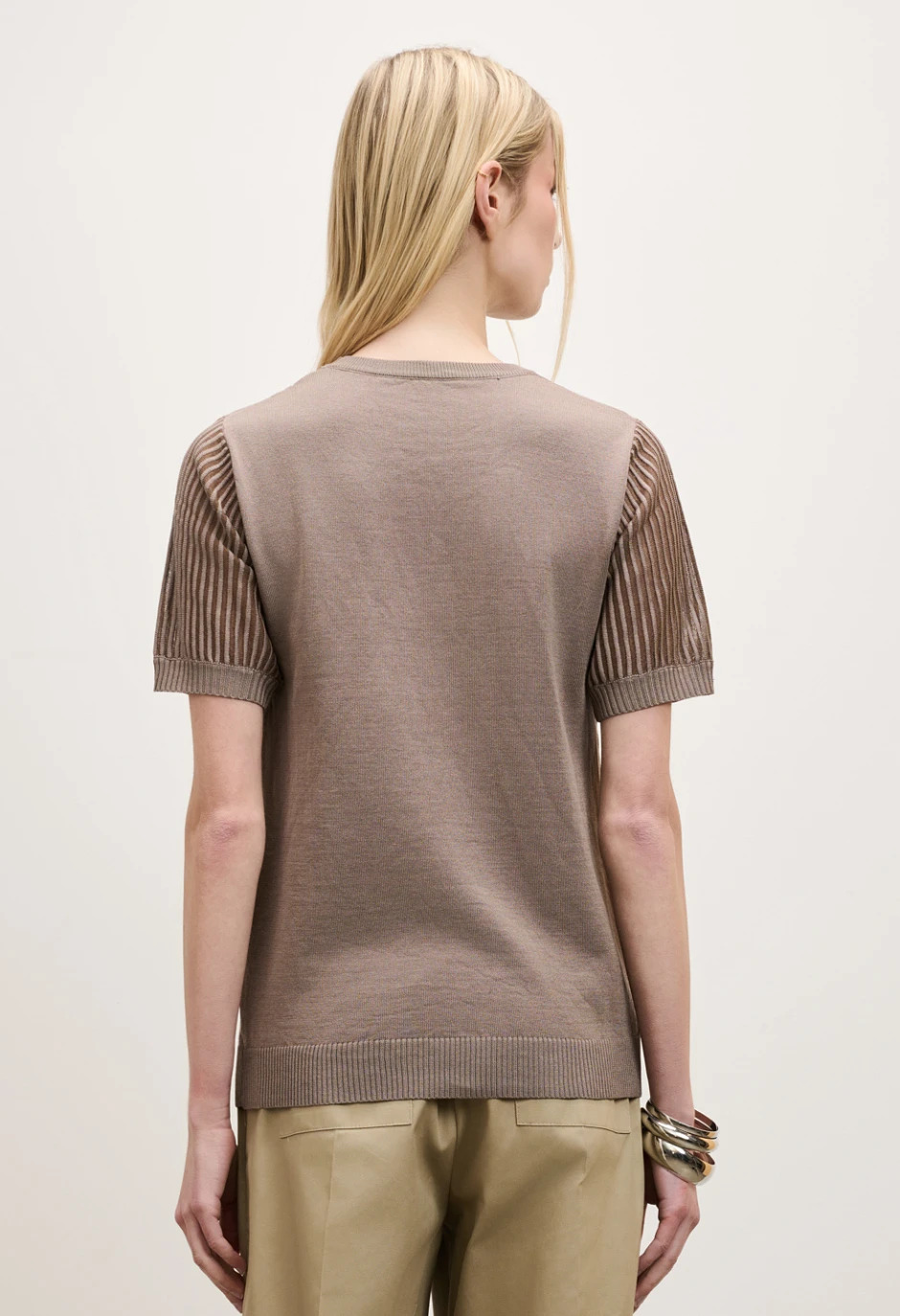 Πλεκτή μπλούζα με διάφανα μανίκια