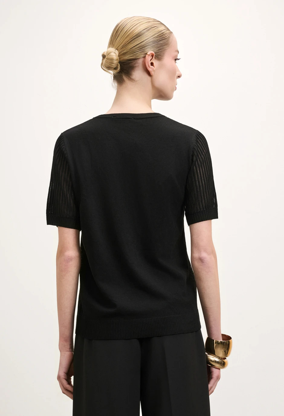 Πλεκτή μπλούζα με διάφανα μανίκια 