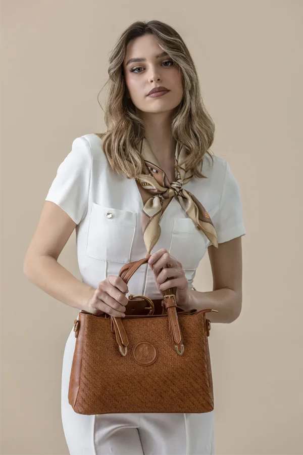 Κάμελ τσάντα