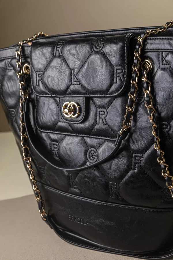 Μαύρη μεγάλη τσάντα